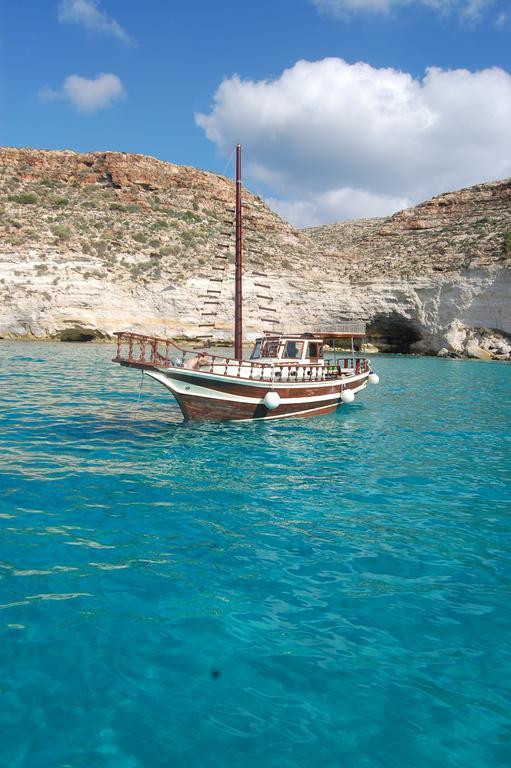 فندق El Mosaico Del Sol لامبيدوزا المظهر الخارجي الصورة